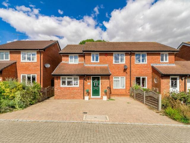 House for sale in Tongwell, Newport Pagnell