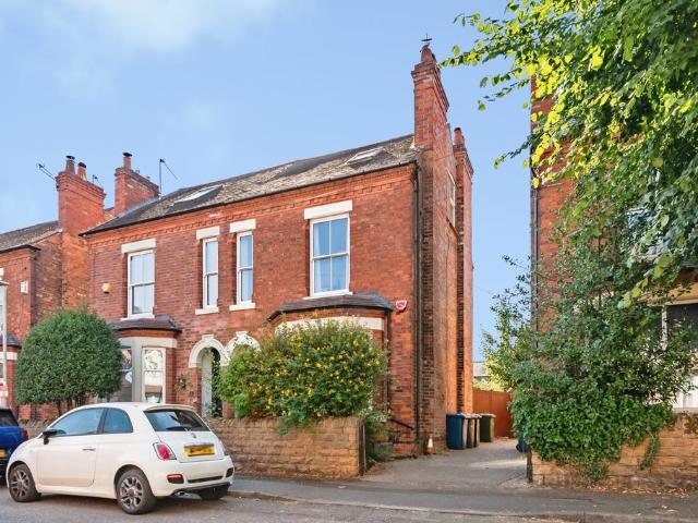 House for sale in Compton Acres, Barton In Fabis