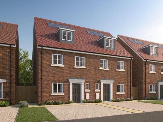 House for sale in Theale, West Berkshire