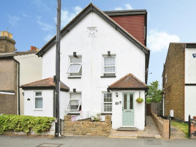 House for sale in Broxbourne, Hertfordshire