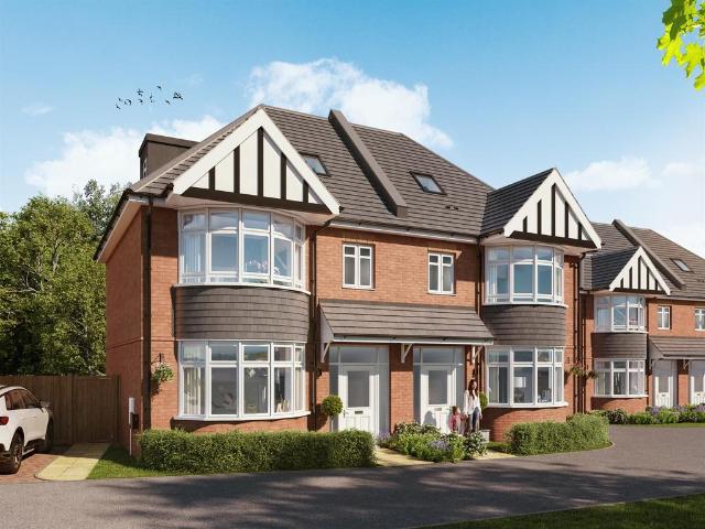 House for sale in Newbury Park, Greater London