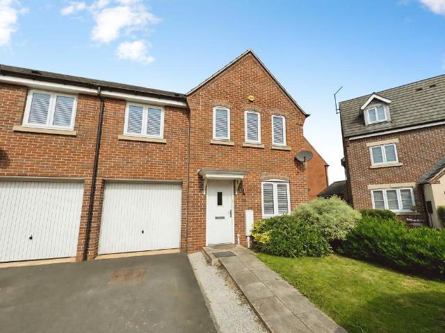 House for sale in Nuncargate, East Midlands