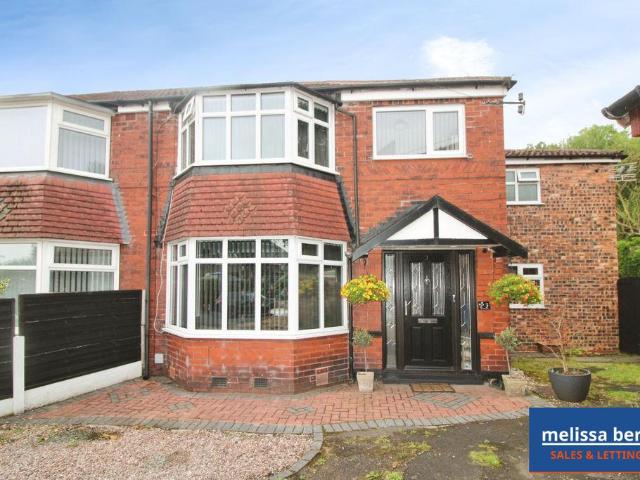 House for sale in Heaton Park, Bury