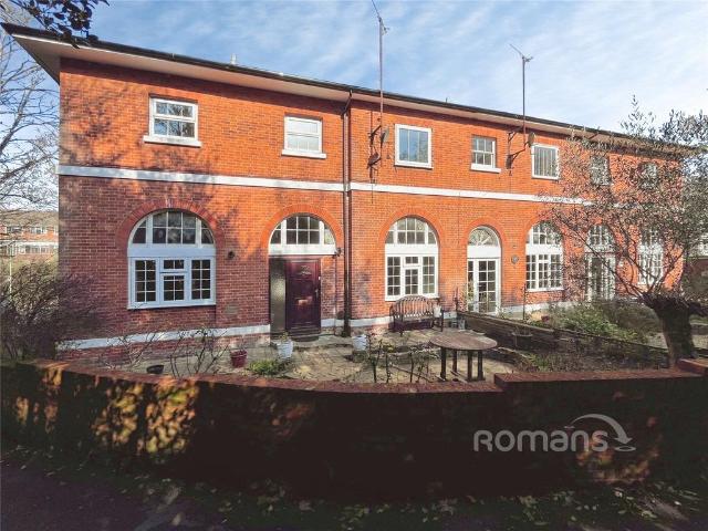 House for sale in Farnborough, Hampshire