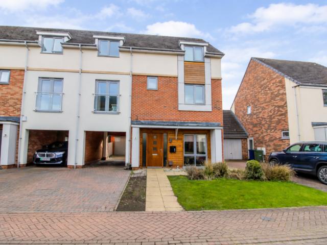 House for sale in Burnside, Tyne And Wear