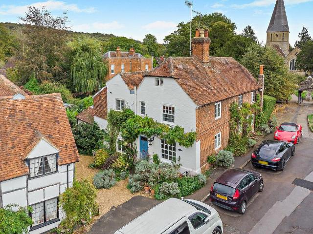 House for sale in Gomshall, Guildford