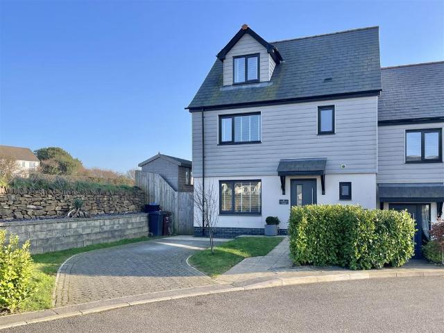 House for sale in Shortlanesend, Cornwall