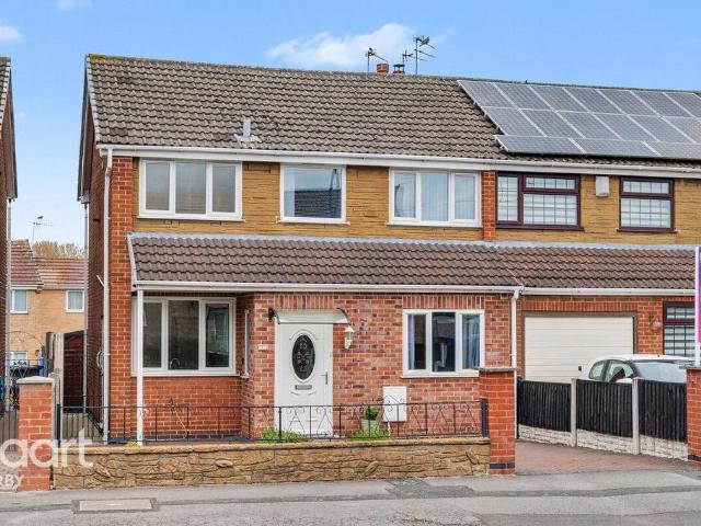 House for sale in Alvaston, East Midlands