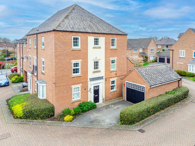 House for sale in West Yorkshire