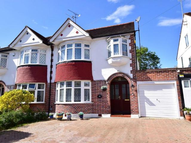House for sale in Pinner, Greater London