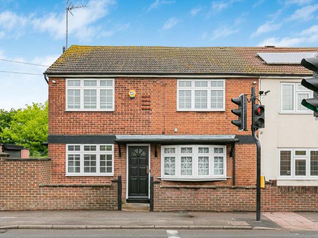 House for sale in Row Town, Surrey