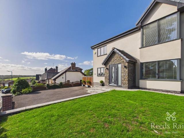 House for sale in Moss Bank, St Helens