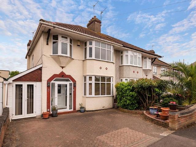 House for sale in Upper Belvedere, Greater London