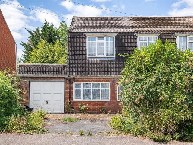 House for sale in St Albans, Five Acres