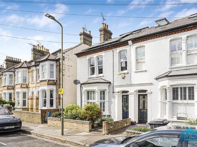 House for sale in High Barnet, Greater London