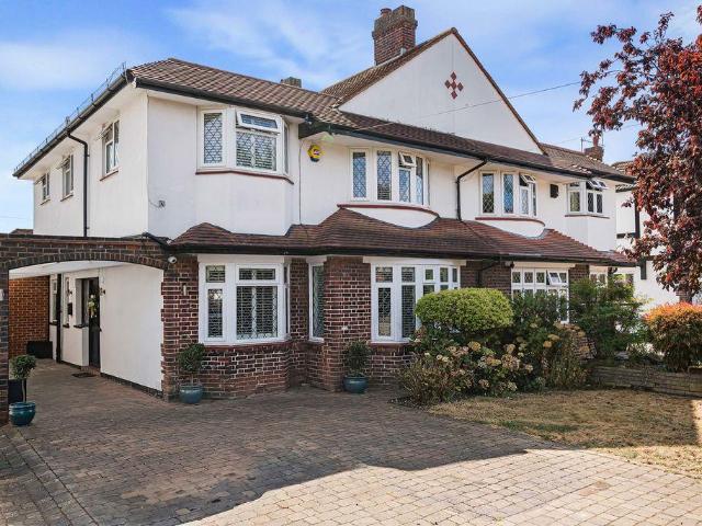 House for sale in Blackfen, Greater London