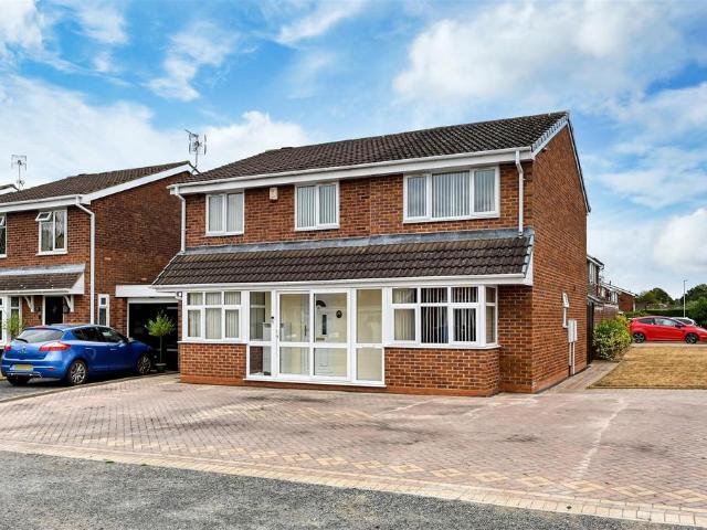 House for sale in Perton, Great Chatwell