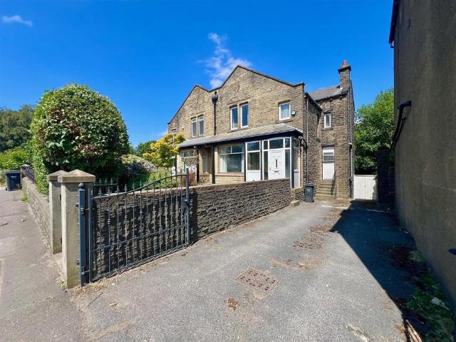House for sale in Pellon, Halifax