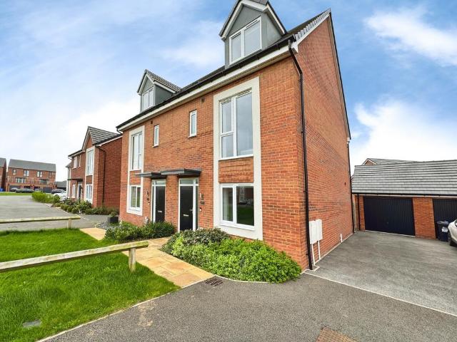 House for sale in Beamhurst, Staffordshire