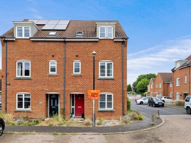 House for sale in Ash, Kent