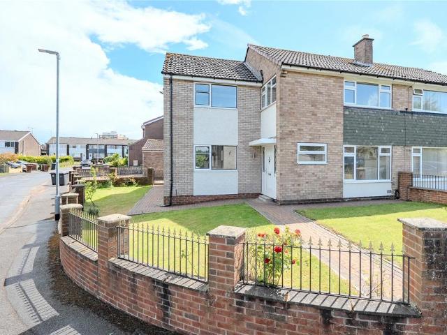 House for sale in Primley Park, Alwoodley