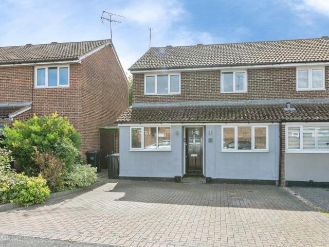 House for sale in Queens Park, Billericay