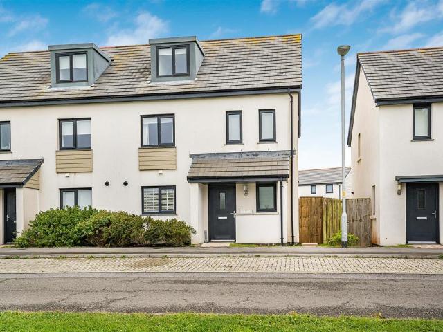 House for sale in St Eval, Cornwall