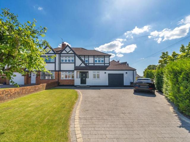 House for sale in West Ewell, Ewell