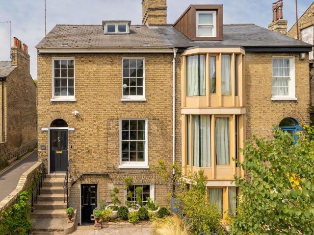 House for sale in Arbury, Cambridgeshire