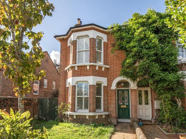 House for sale in Bevois Mount, Southampton