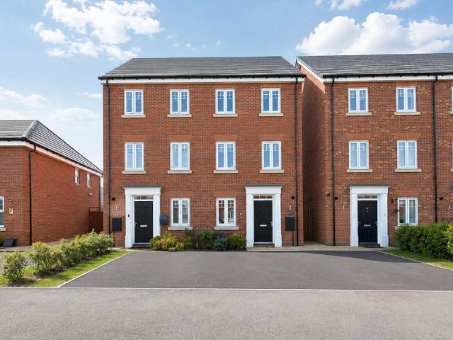 House for sale in Fox Hollies, West Midlands