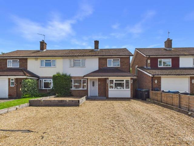 House for sale in London Borough of Croydon, Forestdale