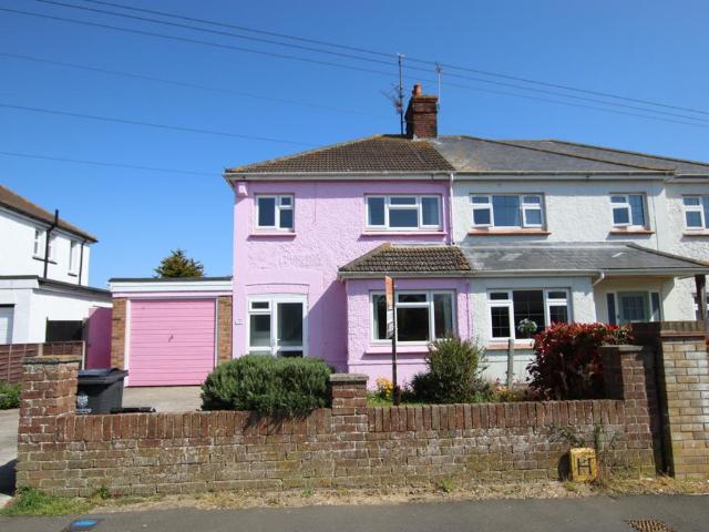 House for sale in Dale Hill, Essex