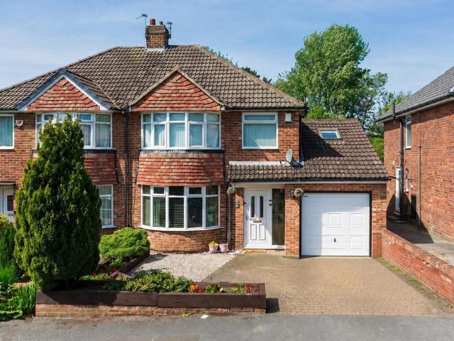 House for sale in Alwoodley, West Yorkshire