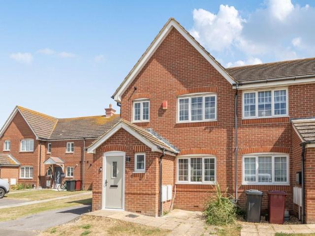 House for sale in Littlecote, West Sussex