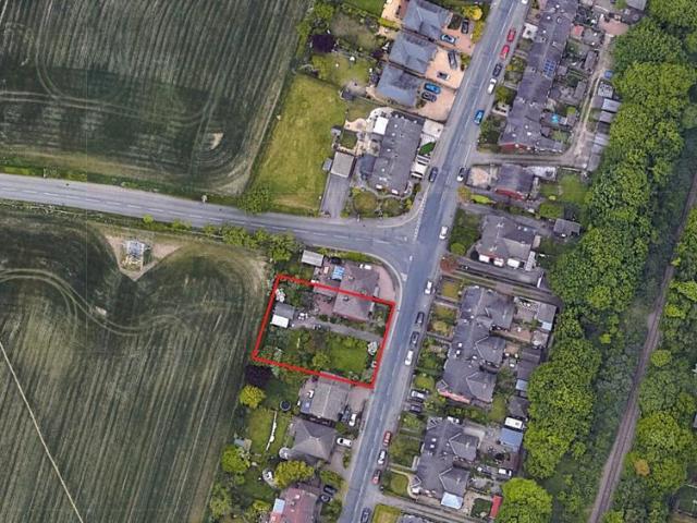 House for sale in Walton, West Yorkshire