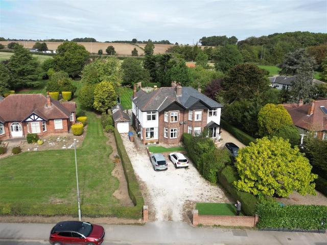 House for sale in North Ferriby, Hull and East Yorkshire
