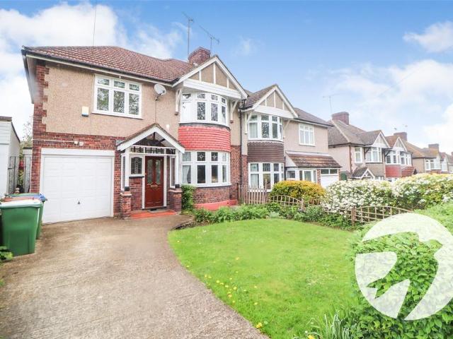 House for sale in Northumberland Heath, Greater London
