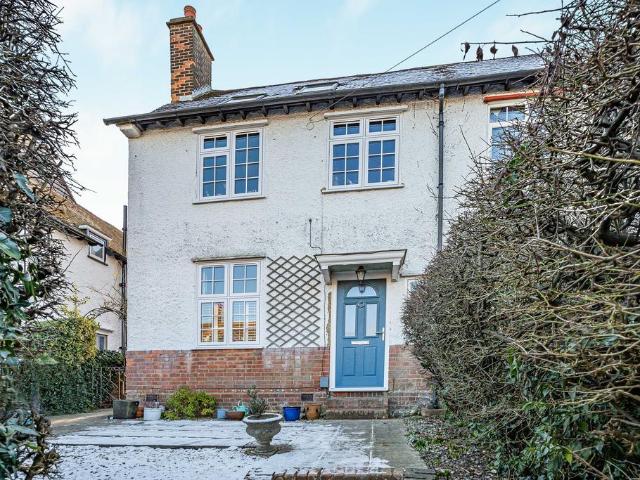 House for sale in Pouchen End, Hertfordshire