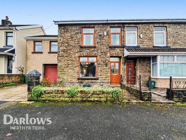 House for sale in Hirwaun