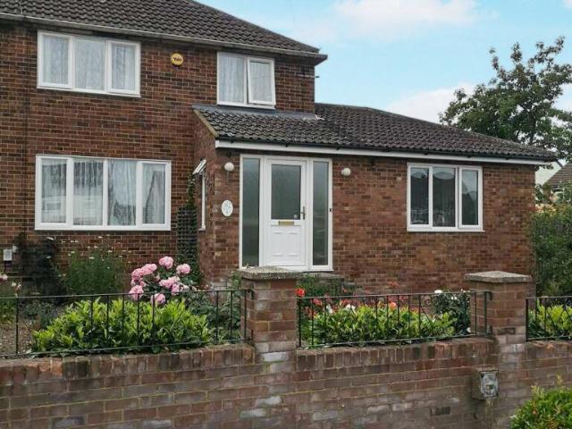 House for sale in Lewsey Farm