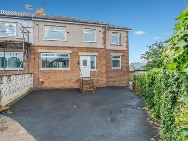 House for sale in Wrose, West Yorkshire