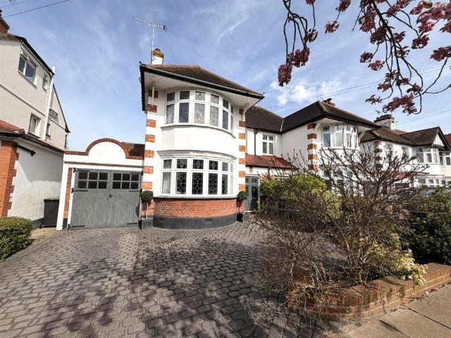 House for sale in Alton Barnes, Isle Of Man