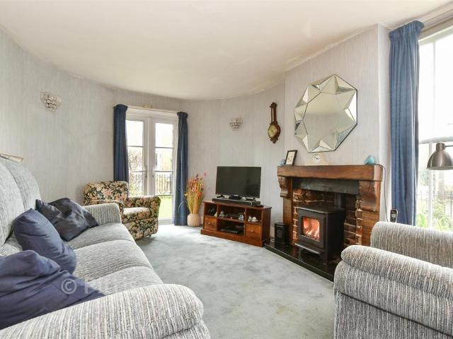 House for sale in Oakfield, Ryde