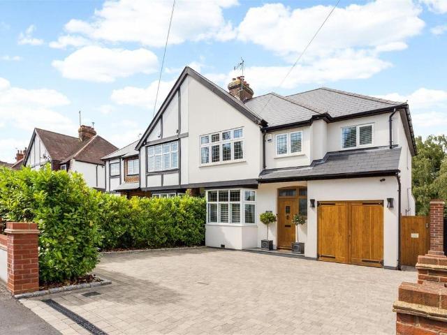 House for sale in Navestock Side, Essex
