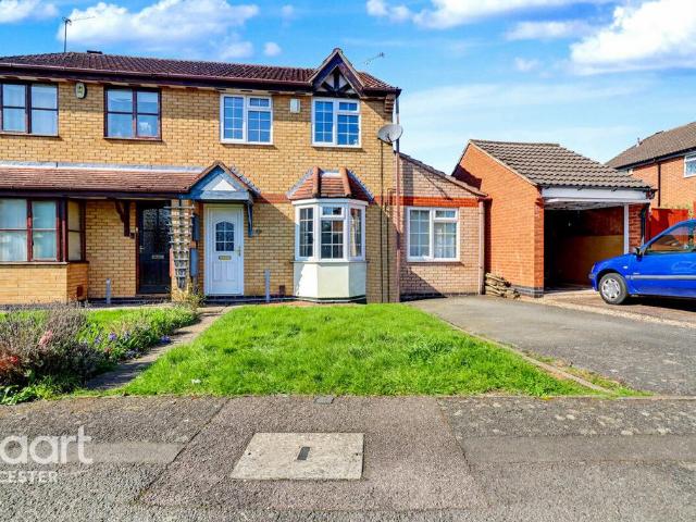 House for sale in Hamilton, Leicester