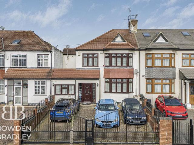 House for sale in Clayhall, Greater London