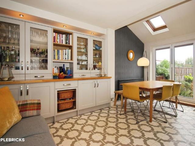 House for sale in Crackley, Warwick