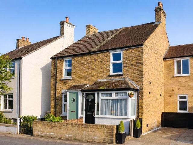 House for sale in Herne and Broomfield, The Bridge