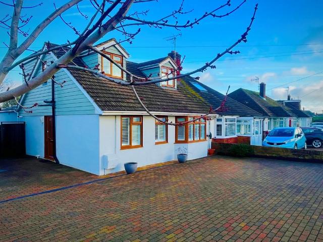 House for sale in Willingdon and Jevington, Cross In Hand